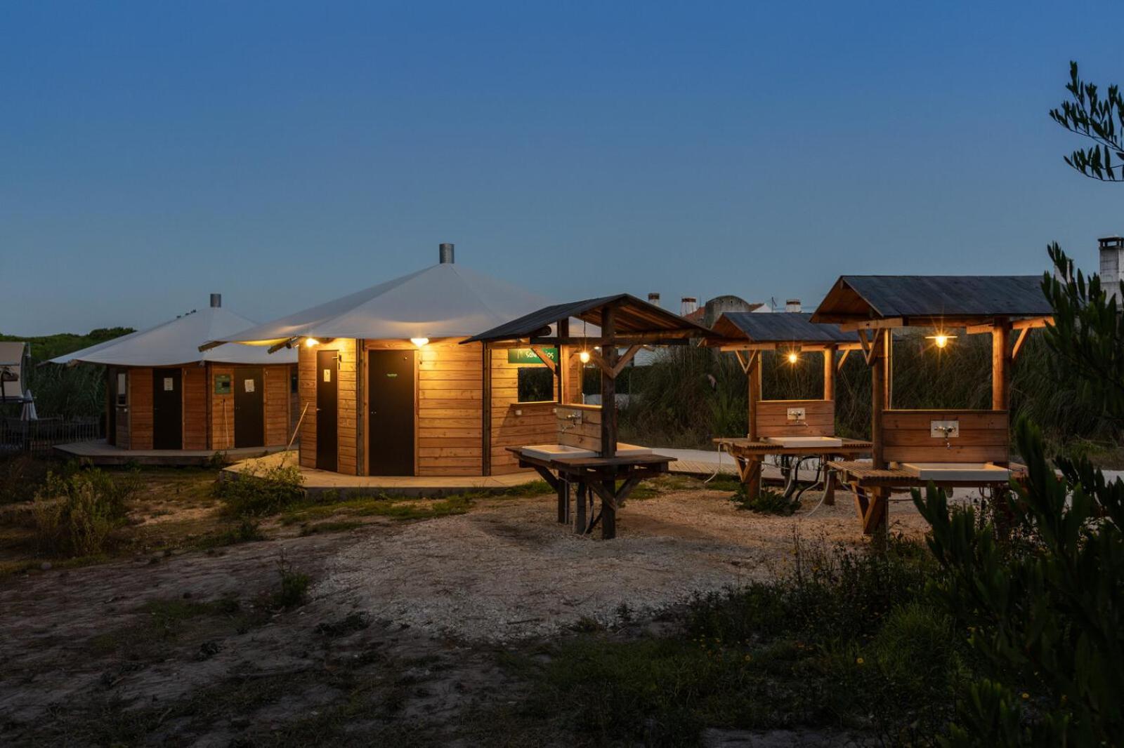 Huttopia Lagoa De Obidos Casal do Narcizo Екстериор снимка
